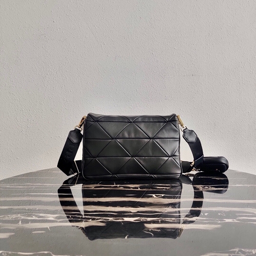 프라다 나파 가죽 패치워크 숄더백 1BD291-2 MX