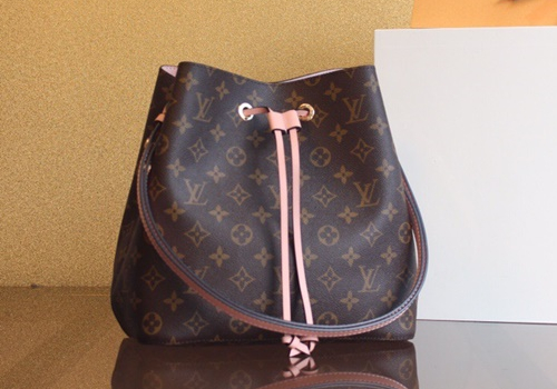 루이비통 모노그램 네오노에 M44022 H5