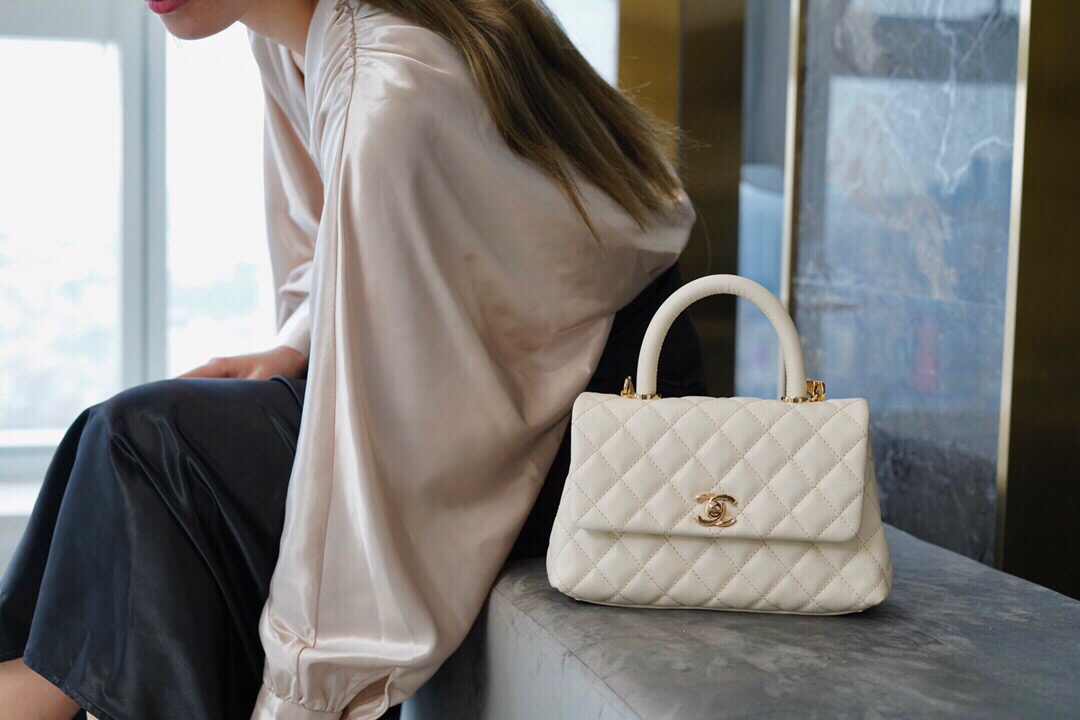 샤넬 코코핸들 플랩백 CN111 JD