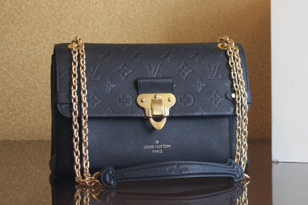 루이비통 모노그램 앙프렝뜨 바뱅 BB M44151 H5