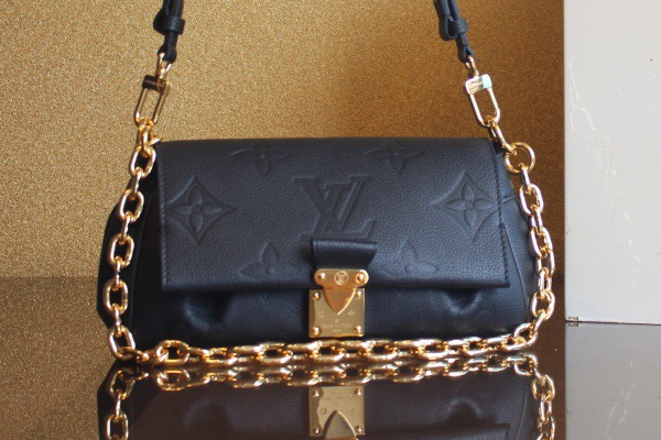 루이비통 페이보릿 M45813 H5