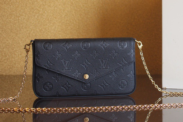 루이비통 포쉐트 펠리시 체인 숄더백 신상 M64064 H5