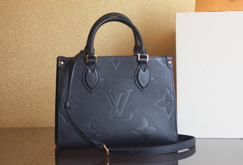 루이비통 온더고PM 토트백  M45653 H5