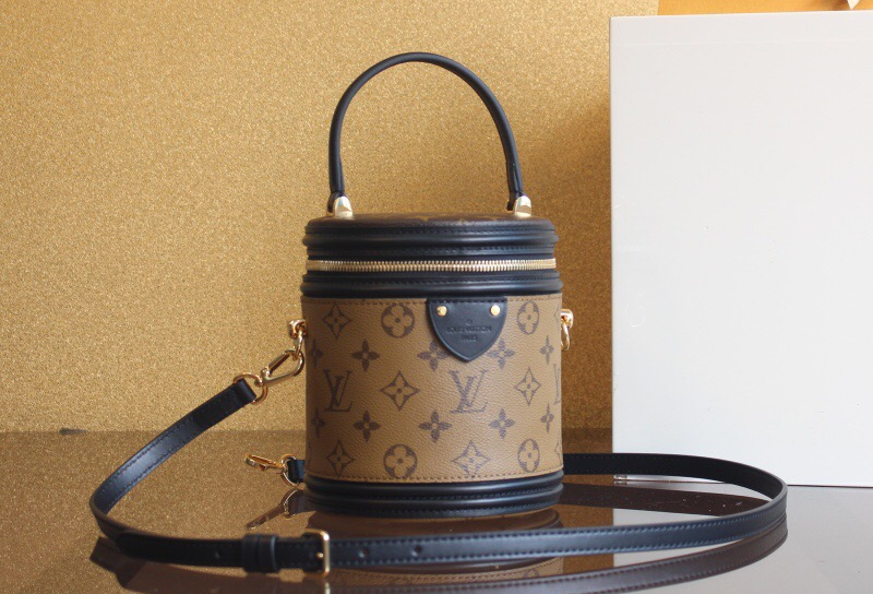 루이비통 크로스백 베니티 백 M43986 H5