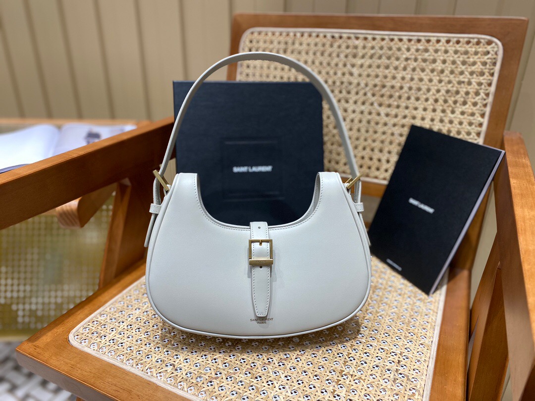 생로랑 샤이니 가죽 호보백 672615 BG-SL