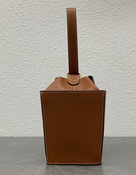 셀린느 스트랩 박스 토트백 197143 H6