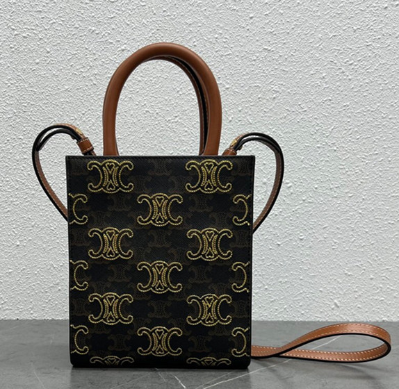 셀린느 카바스 토트백 193302 H6