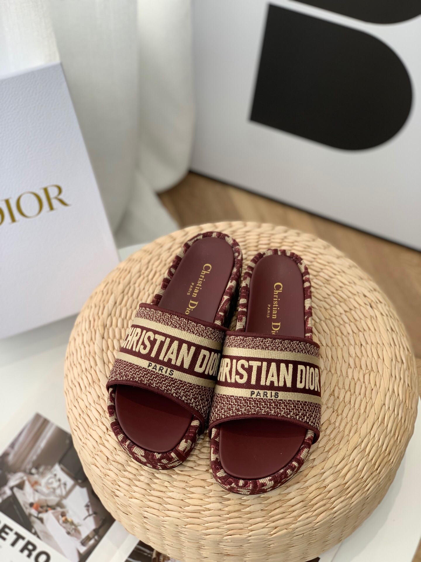 크리스챤 디올 2022 여성용  슬리퍼 WA657 SH-D