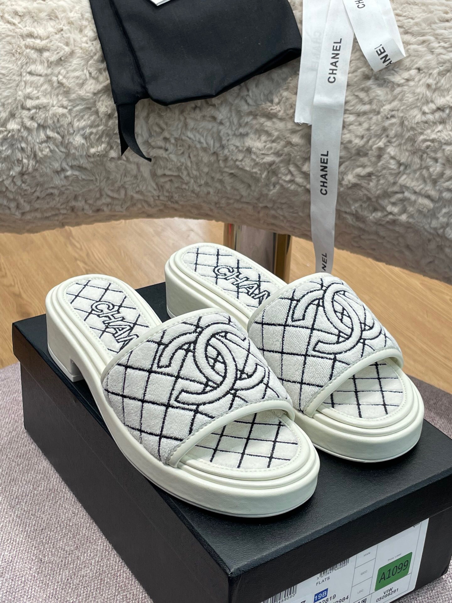 샤넬 2022 여성용  슬리퍼 WA669 SH-D