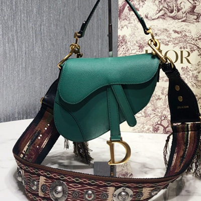 크리스챤 디올 새들백  M0446  2가지 사이즈 LI