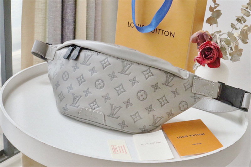 루이비통 디스커버리 범백 M46108 XL