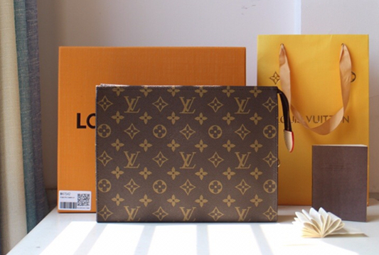 루이비통 토일레트리 파우치  모노그램 클러치백 M47542 XL