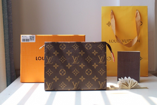 루이비통 토일레트리 파우치  M47544 XL