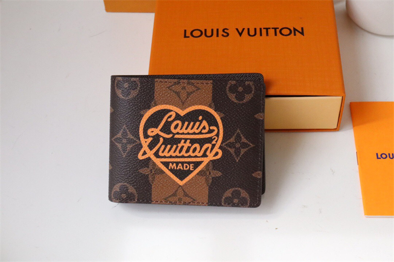 루이비통 멀티플 월릿 모노그램 반지갑 M60895 XL