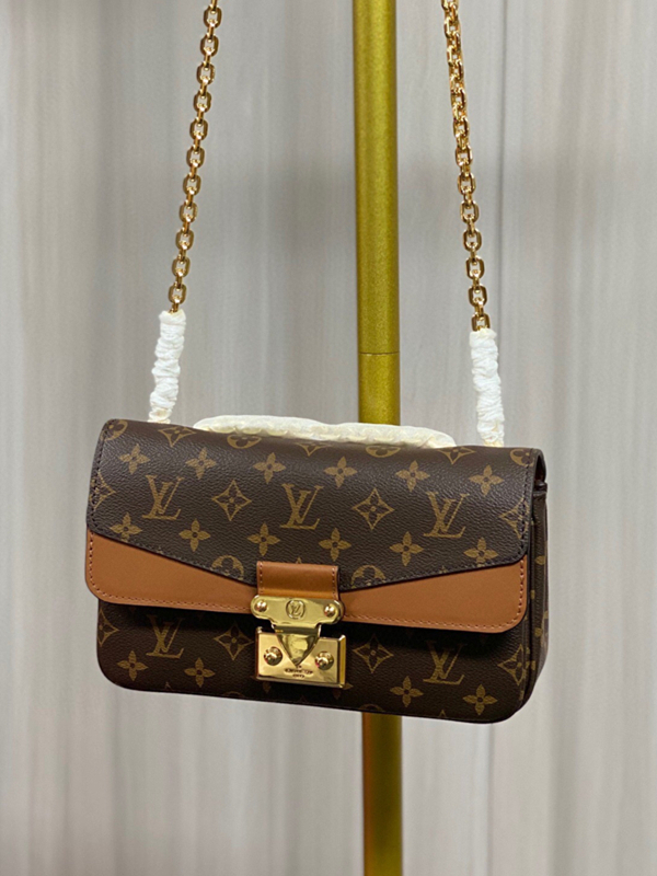 루이비통 마르소 숄더백 M46126 XL