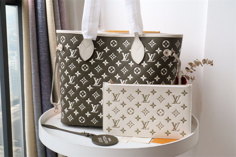 루이비통  네버풀 MM 토트백 M46102 XL