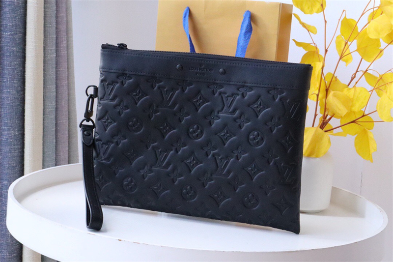 루이비통 모노그램 테이크아웃  클러치백 M81570 XL