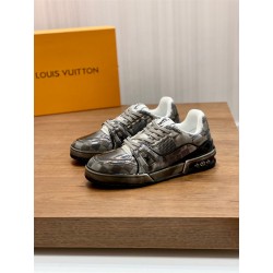 루이비통 2022 남성용 스니커즈 LV212 SH-H