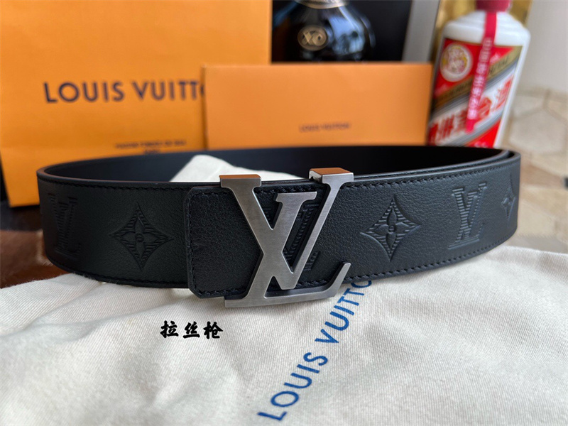 루이비통 2022 남성용 벨트 LV062 BT1