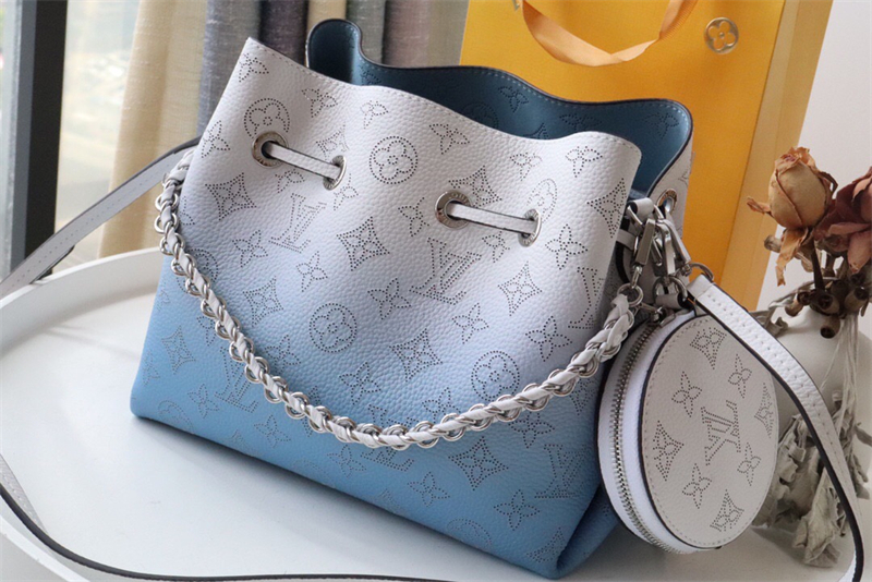 루이비통 그래프티 네오노에 M56888 XL