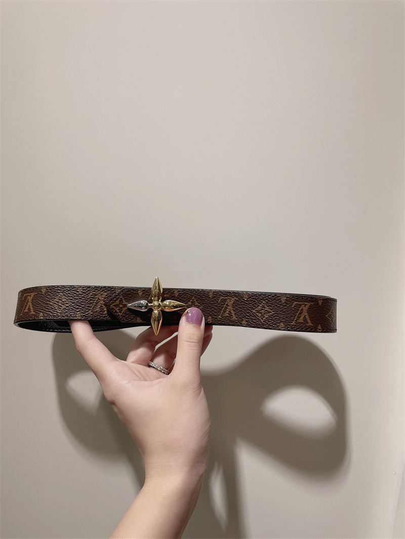 루이비통 2022 여성용 벨트 WA1319 BT1