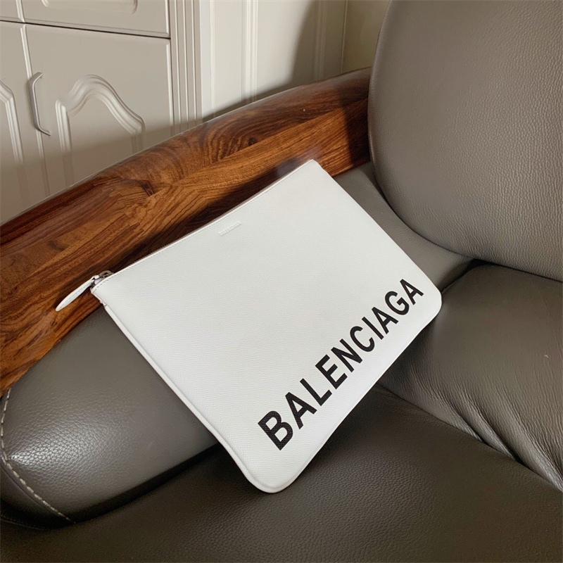 발렌시아가 클러치 017700 BV