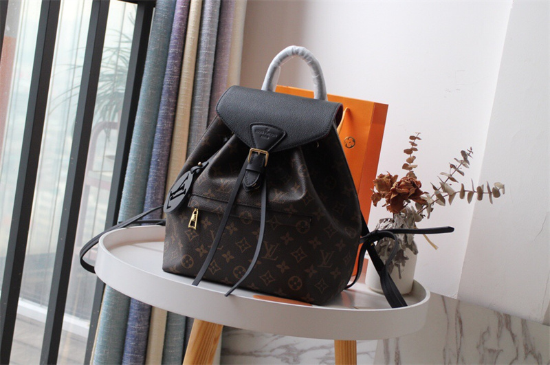 루이비통 몽수리 백팩 M45515 ZP