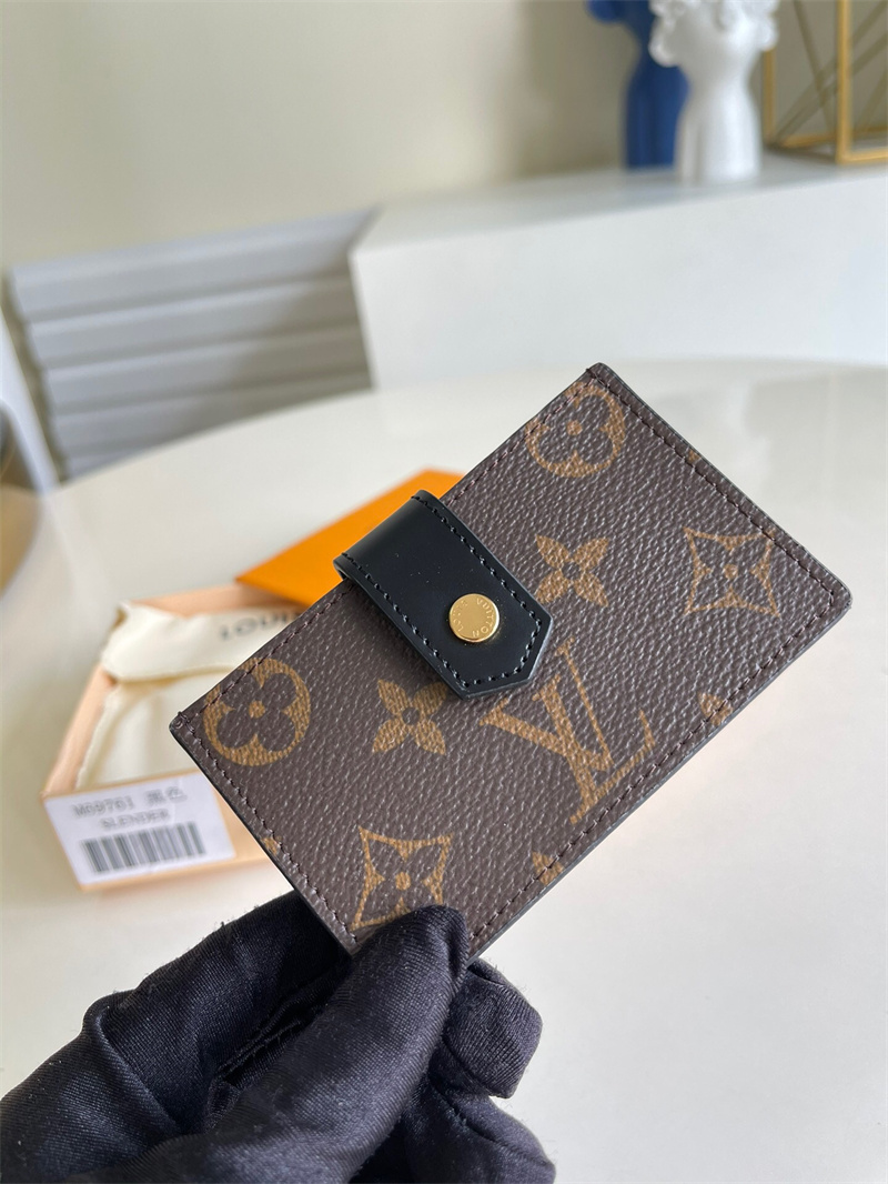 루이비통 여성 지갑 카드홀더 M69761