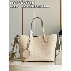 루이 비통 블라썸 PM M21849