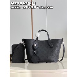 루이 비통 블라썸 PM M21849 GZ