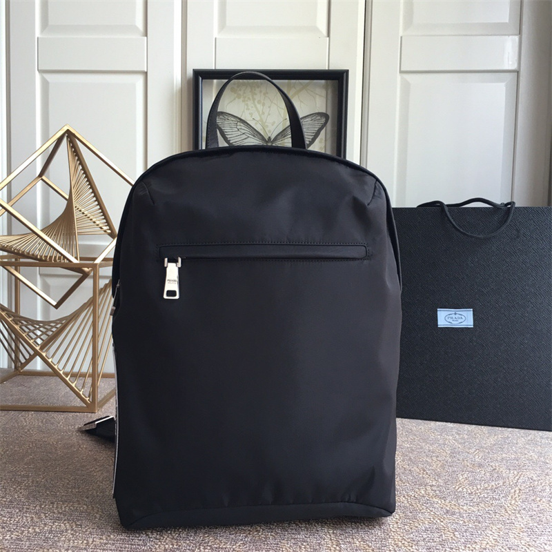 프라다 남성 사이드 로고 패치 테수토 나일론 백팩  2VZ021 PD1-B