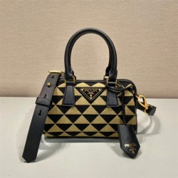 프라다 숄더백 1BA846 PD1-B