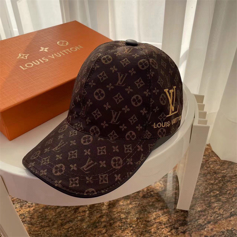 루이비통 남여공용 볼캡 모자 SN440 GT