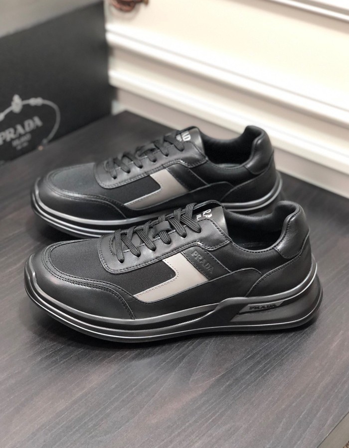 프라다 2023 남성용 스니커즈 PD260 SH-E