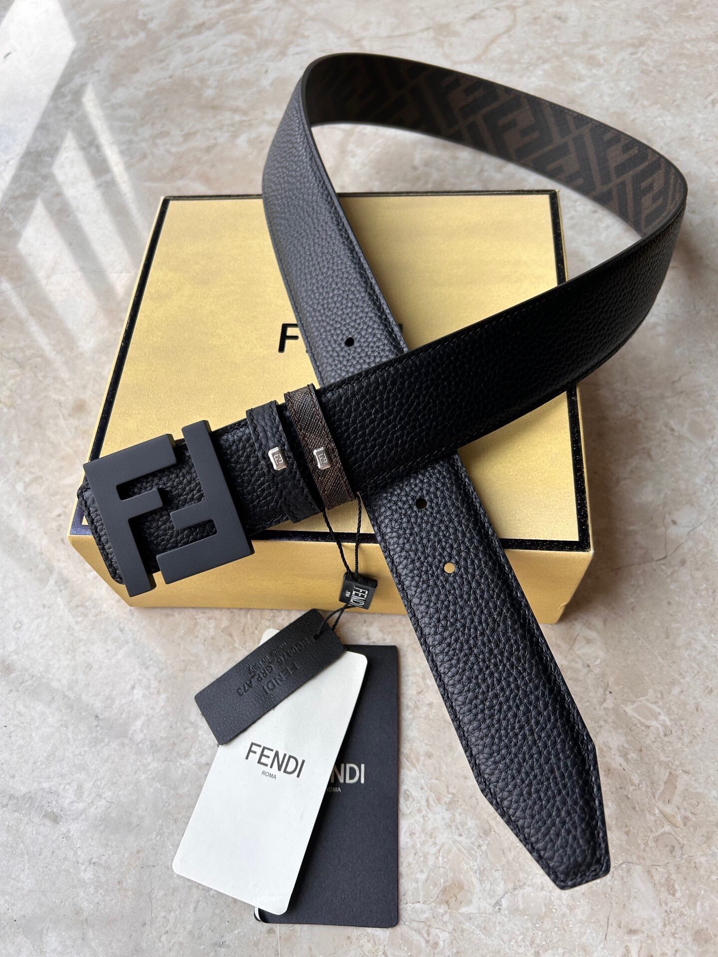 펜디 2023 남성용 양면벨트 FD023 GD