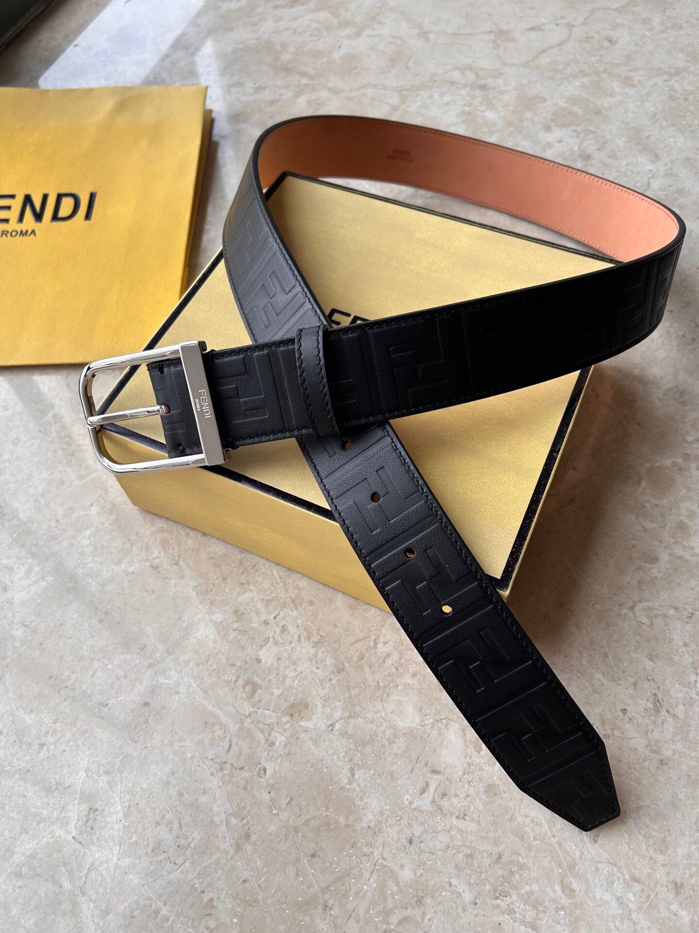 펜디 2023 남성용 양면벨트 FD037 GD