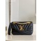 루이비통 뉴 웨이브 체인 백 PM M20687 GZ