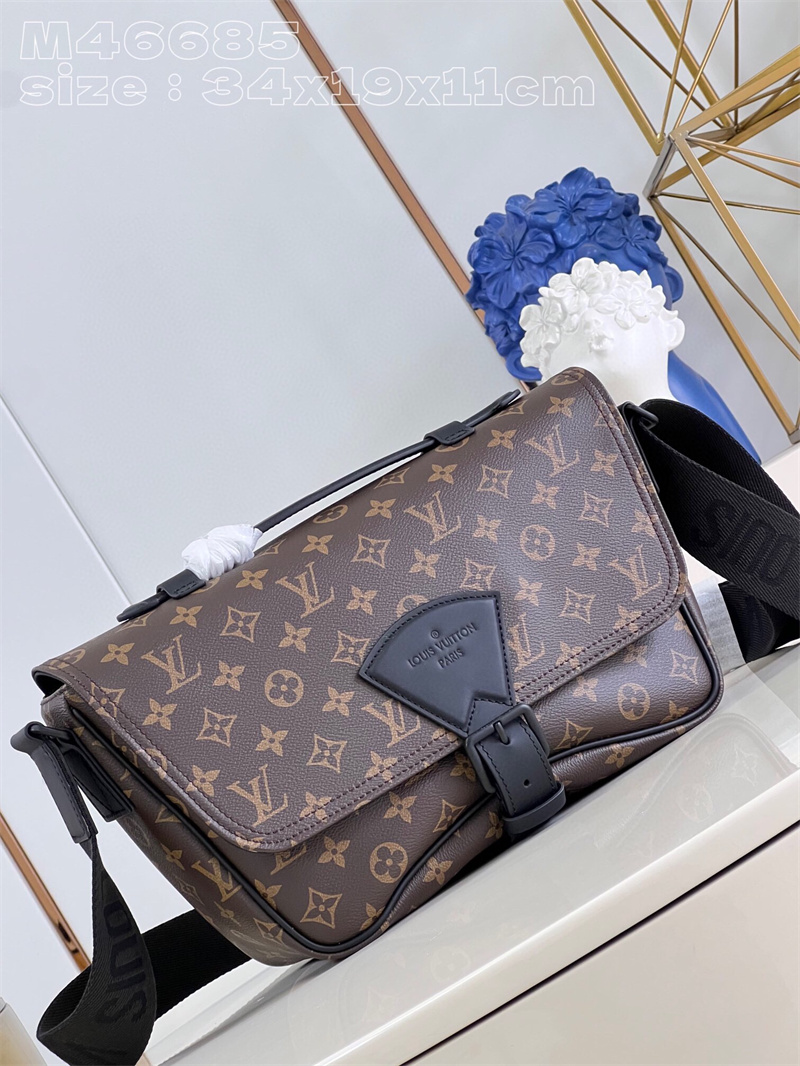 루이비통 몽수리 메신저백 M46685  GZ