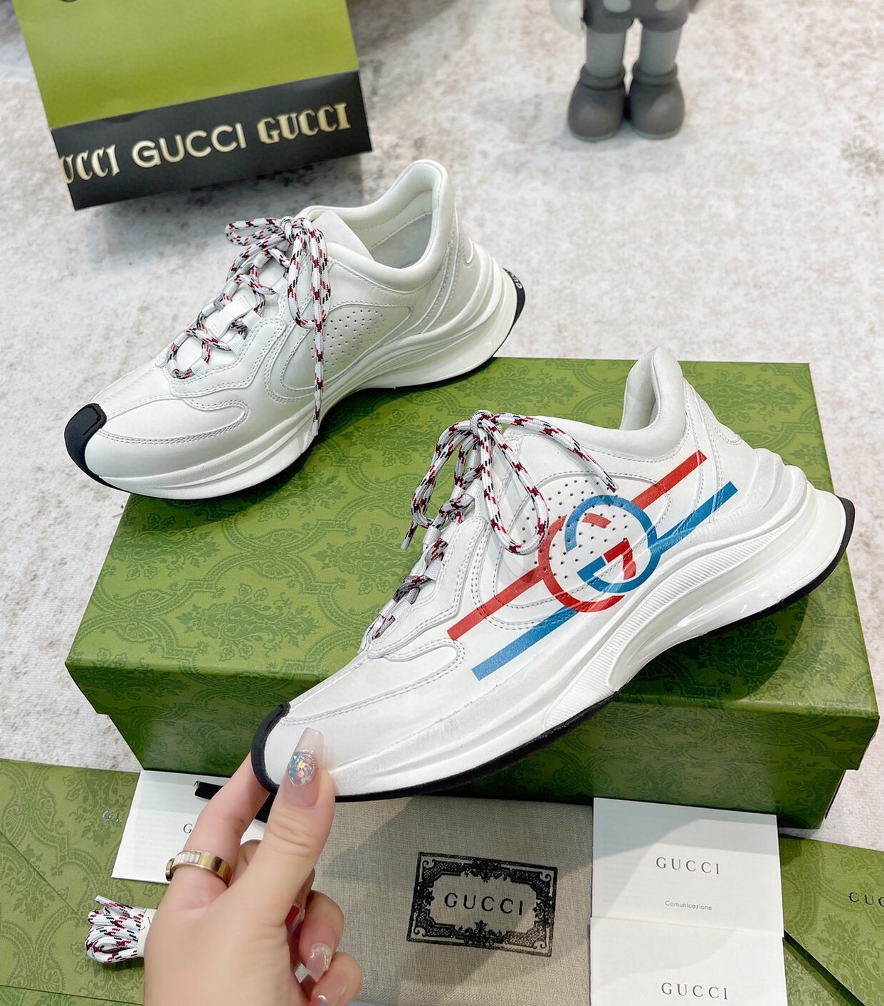 구찌 2024 여성용 스니커즈 WA3075 SH-D