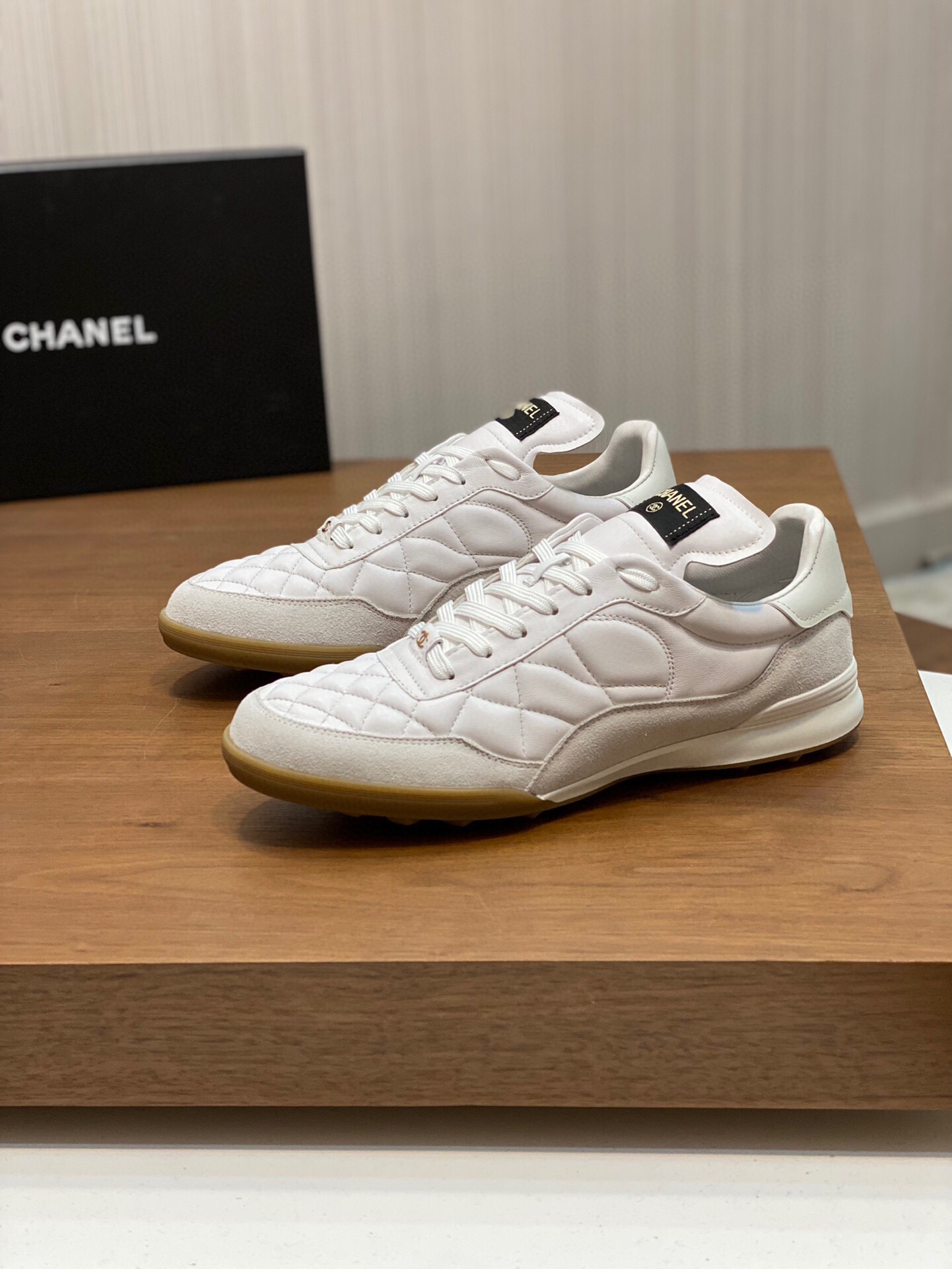 샤넬 2024 남성용 스니커즈 CN021 SH-E