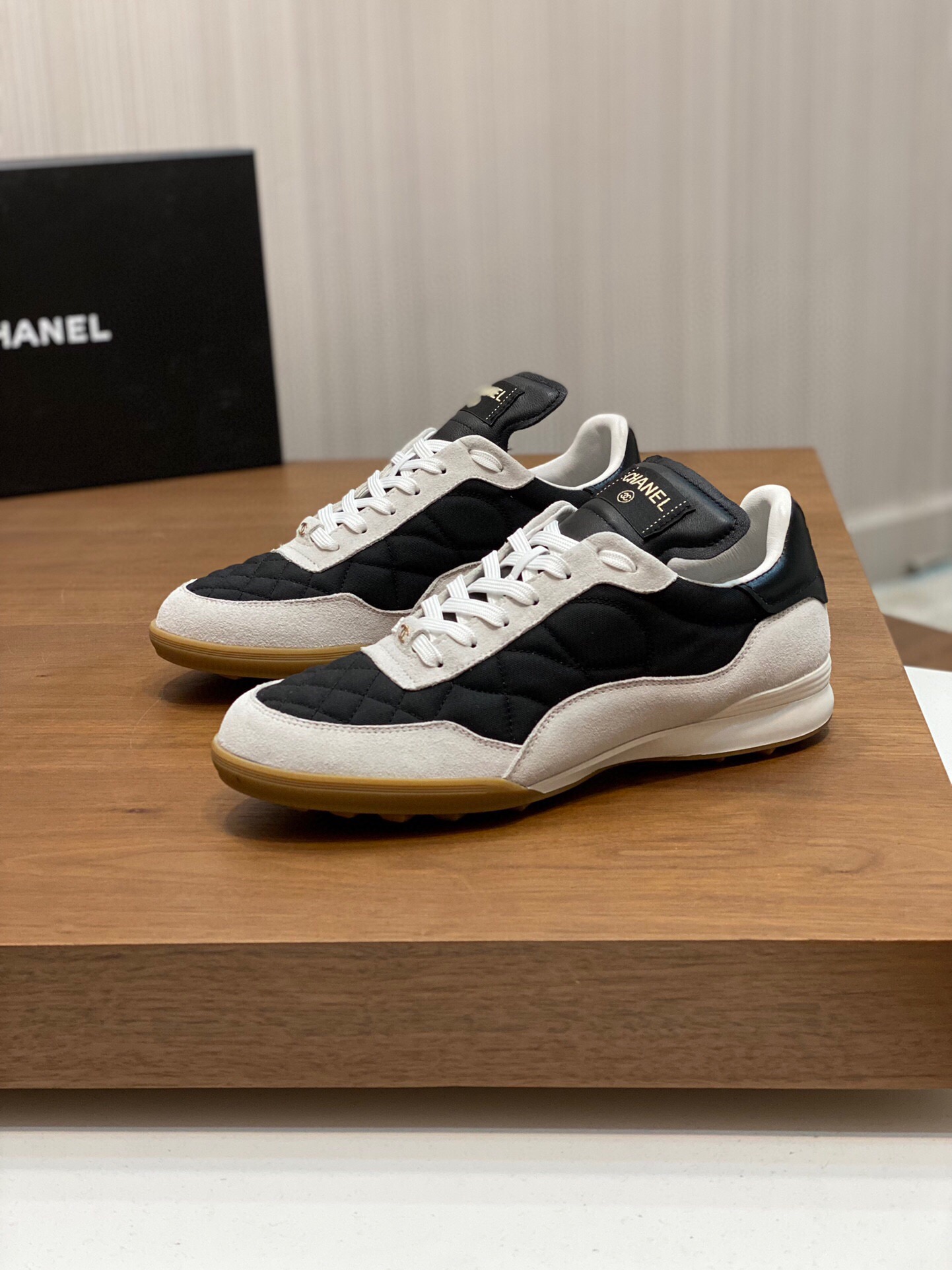 샤넬 2024 남성용 스니커즈 CN025 SH-E