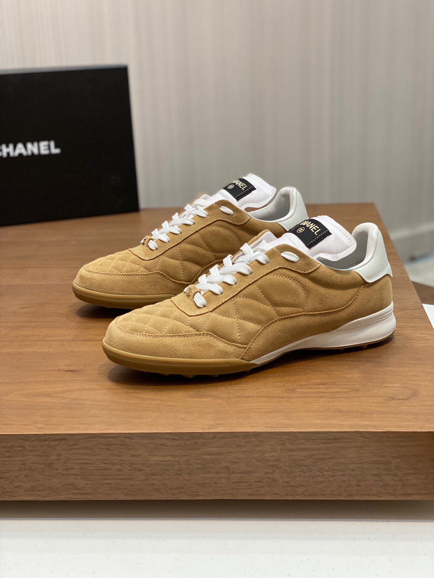 샤넬 2024 남성용 스니커즈 CN028 SH-E