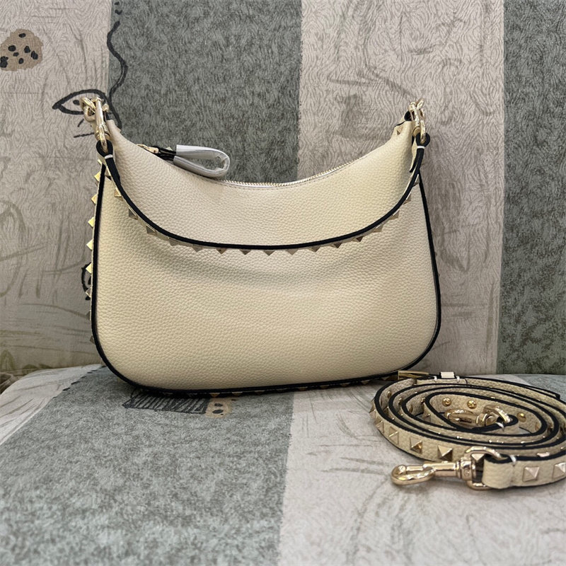 발렌티노 호보 백 VT004 PD1-B