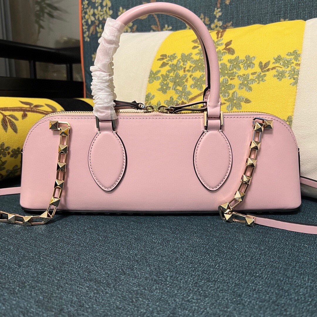 발렌티노 더플 락스터드 토트백 VT032 PD1-B