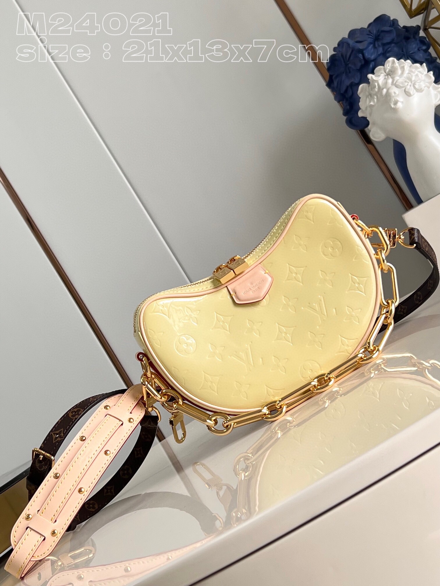 루이비통 크로와상 크로스백 숄더백 Sky M24021 GZ