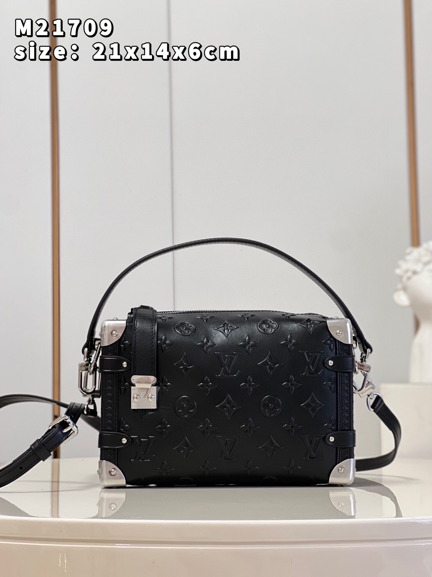 루이비통 사이드 트렁크 백 M21741 GZ