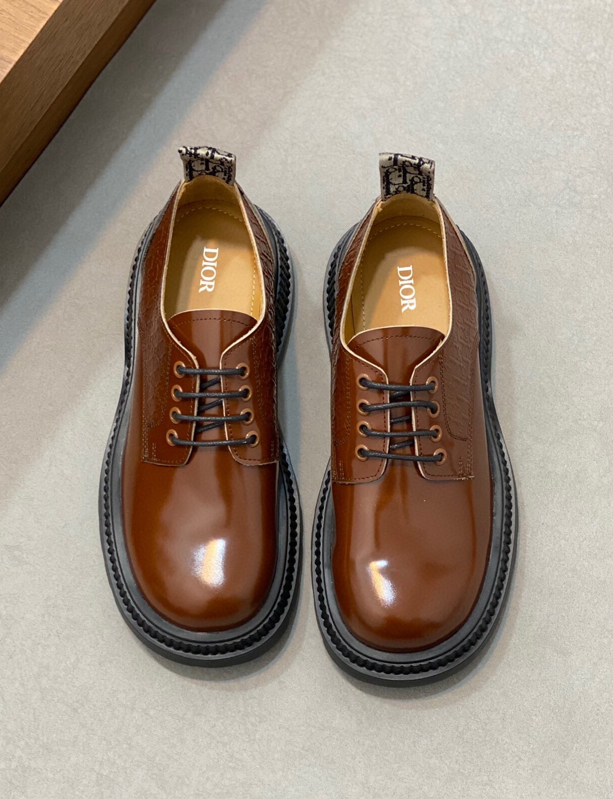 크리스챤 디올 2024 남성용 구두 CD206 SH-E