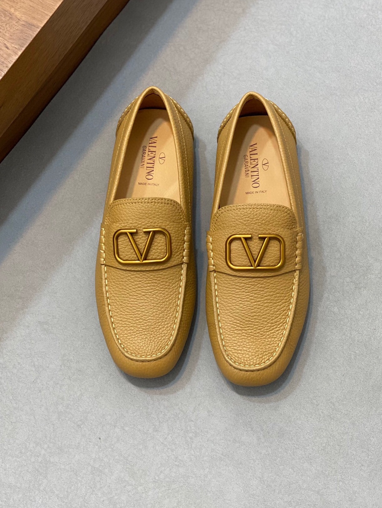 발렌티노 2024 남성용 로퍼 VT186 SH-E