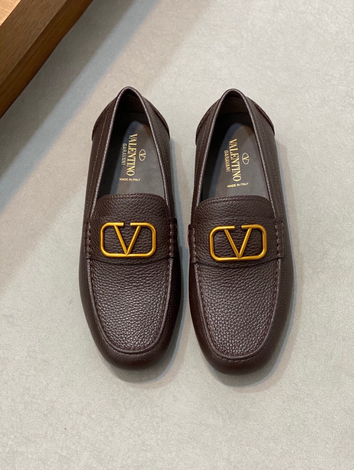 발렌티노 2024 남성용 로퍼 VT189 SH-E