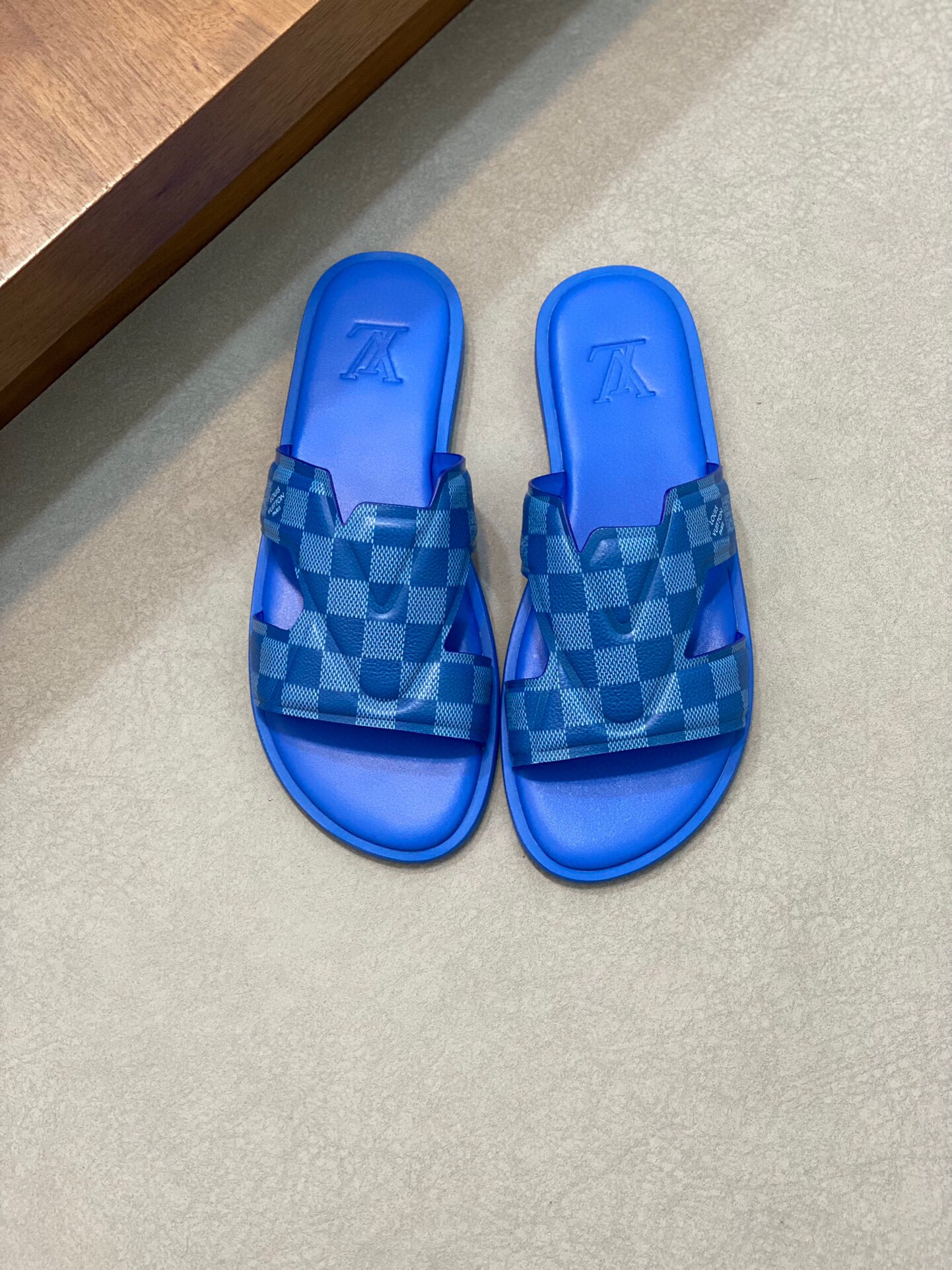 루이비통 2024 남성용 슬리퍼 LV603 SH-E